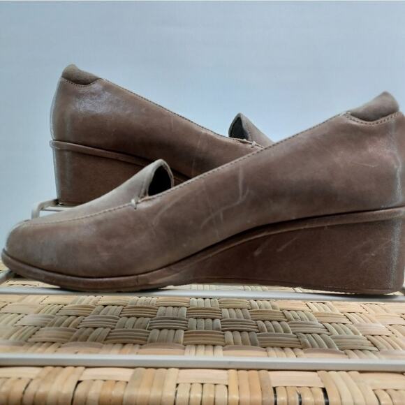 Nuture Leather Heeled Wedge Loafers - Picture 4 of 5